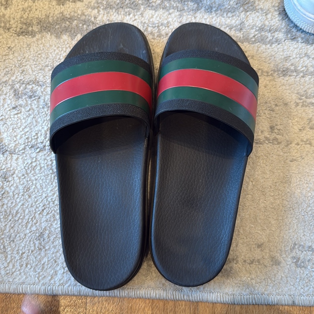 Gucci slides - Picture 7 of 7